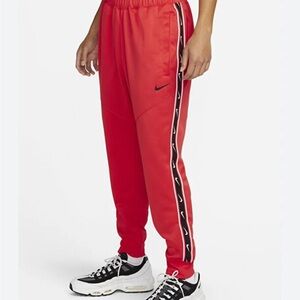 Nike Men’s Orange joggers